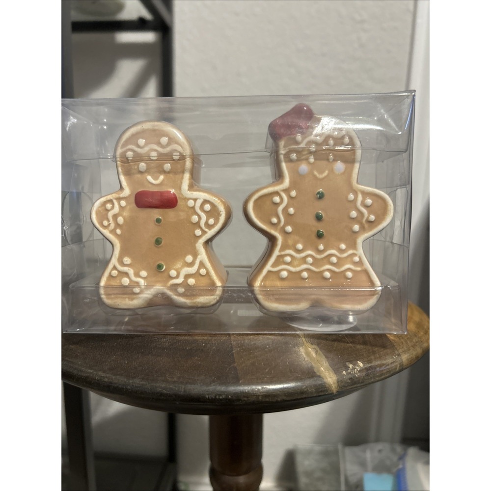 New Dolly Parton Christmas Gingerbread Salt & Pepper Shaker Set Dollar General